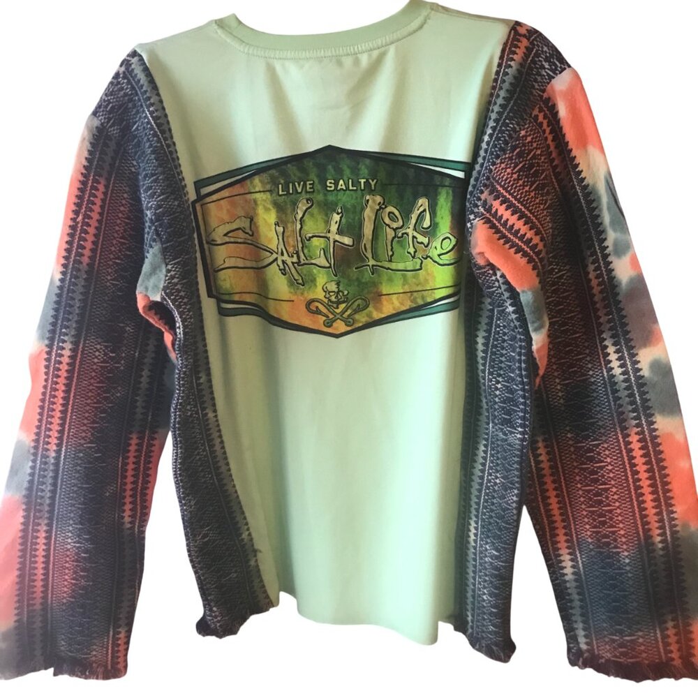 Reworked Beachy Tee Shirt, Upcycled Ocean Graphic Sweatshirt Size XS to Small - Picture 5 of 13